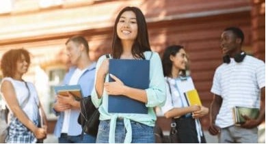 MPs Accuse Government of 'Mis-selling' Student Loans Amid Retrospective Term Changes