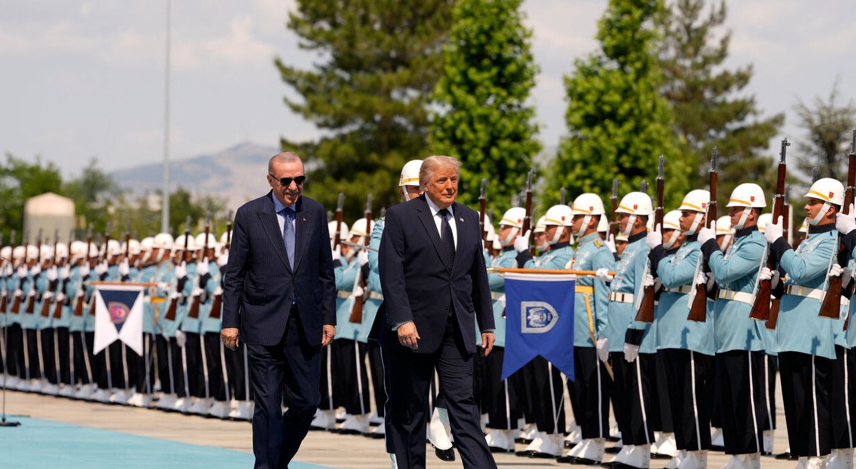 Trump Overshadows NATO Summit as Europe Pushes to Strengthen Defense Capabilities